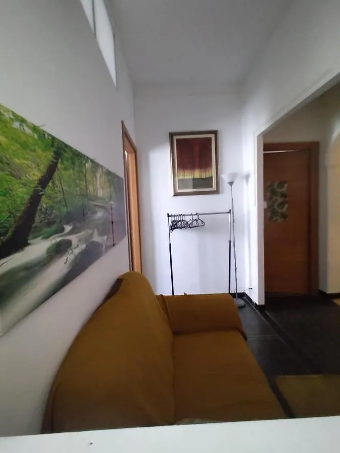Apartamento Trilocale Cecilia'S Studio Génova